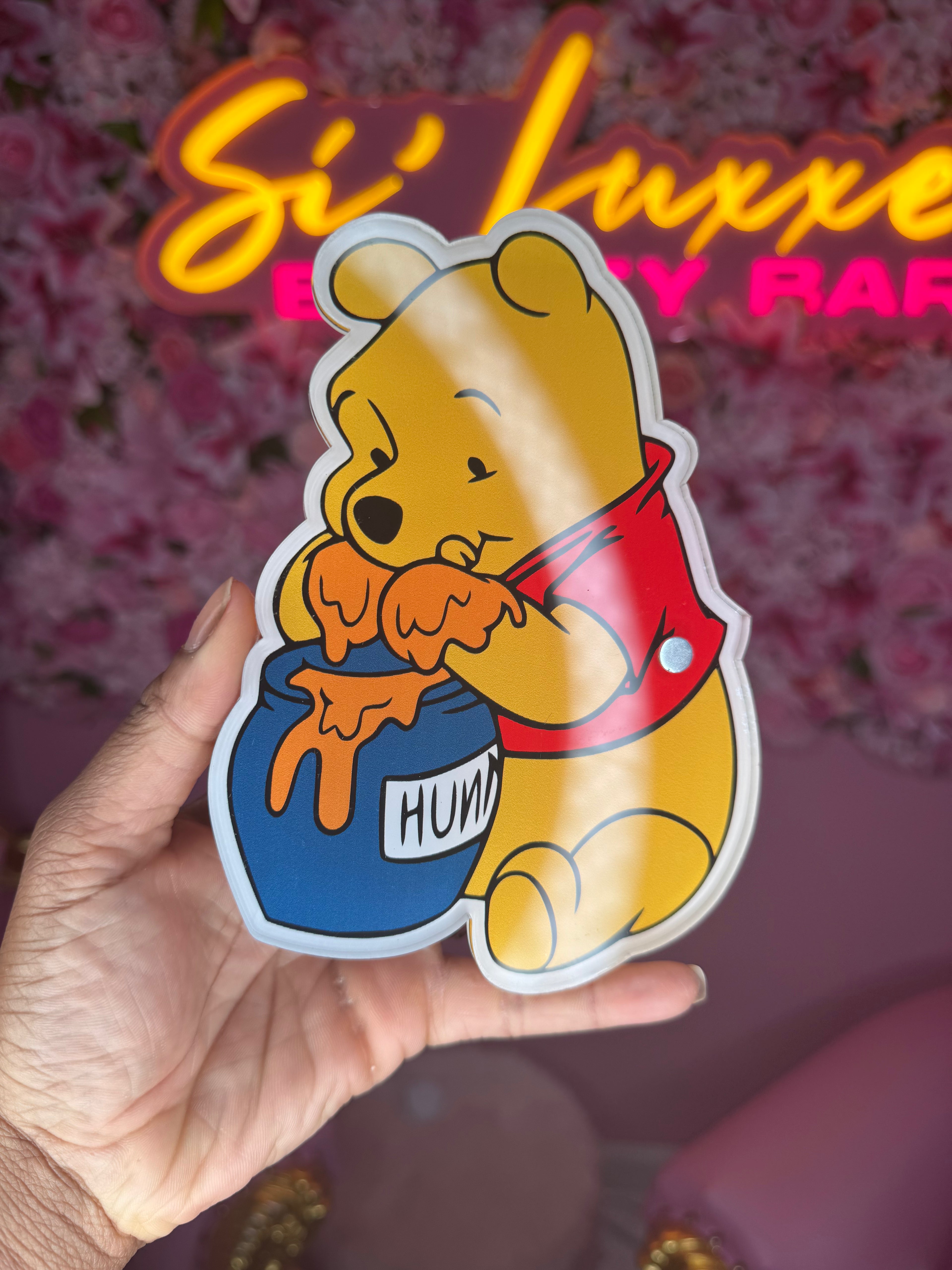 Winnie the Pooh Lash Tile – Cute Honey-Inspired Acrylic Lash Organizer for Lash Artists
