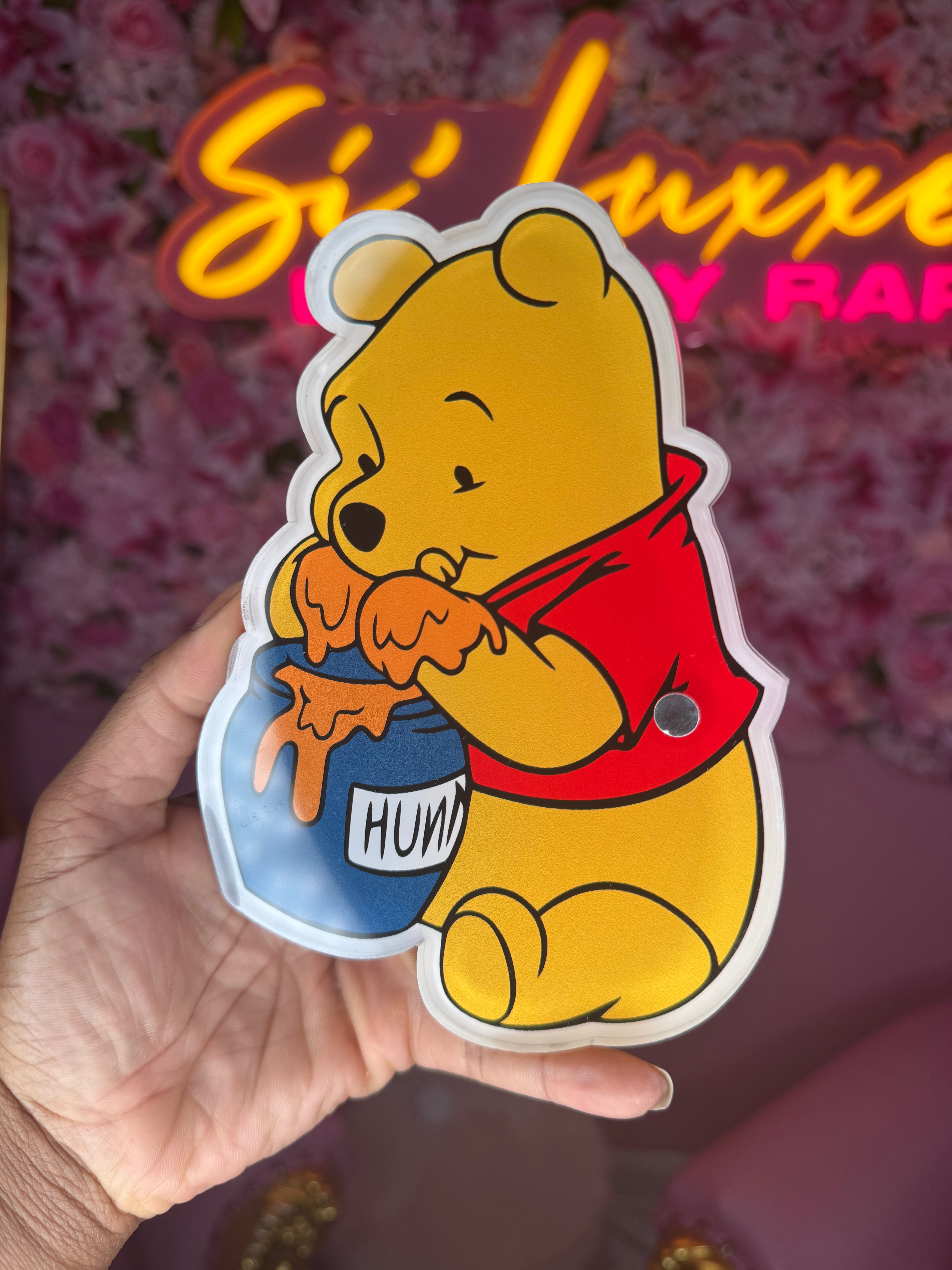 Winnie the Pooh Lash Tile – Cute Honey-Inspired Acrylic Lash Organizer for Lash Artists